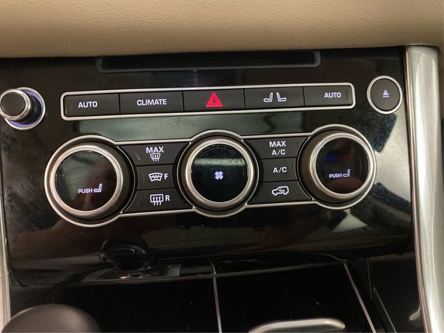 Used 2017 Land Rover Range Rover Sport HSE image 32