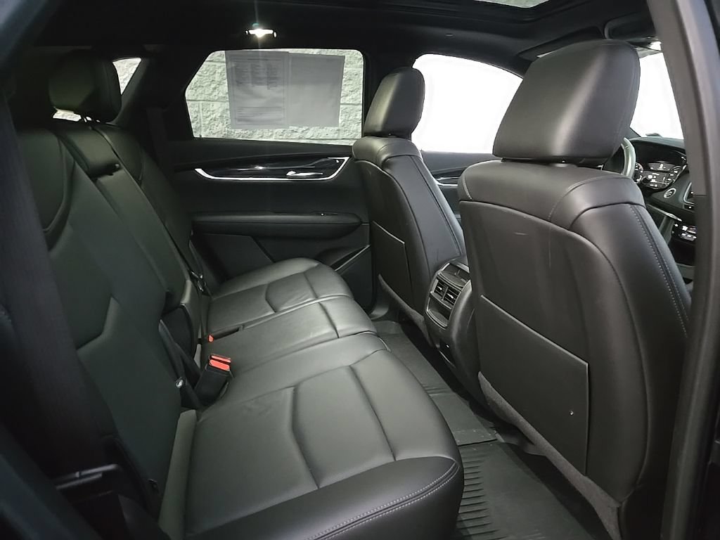 Certified 2022 Cadillac XT5 Premium Luxury w/ LPO, Floor Liner Package AWD/4WD image 21