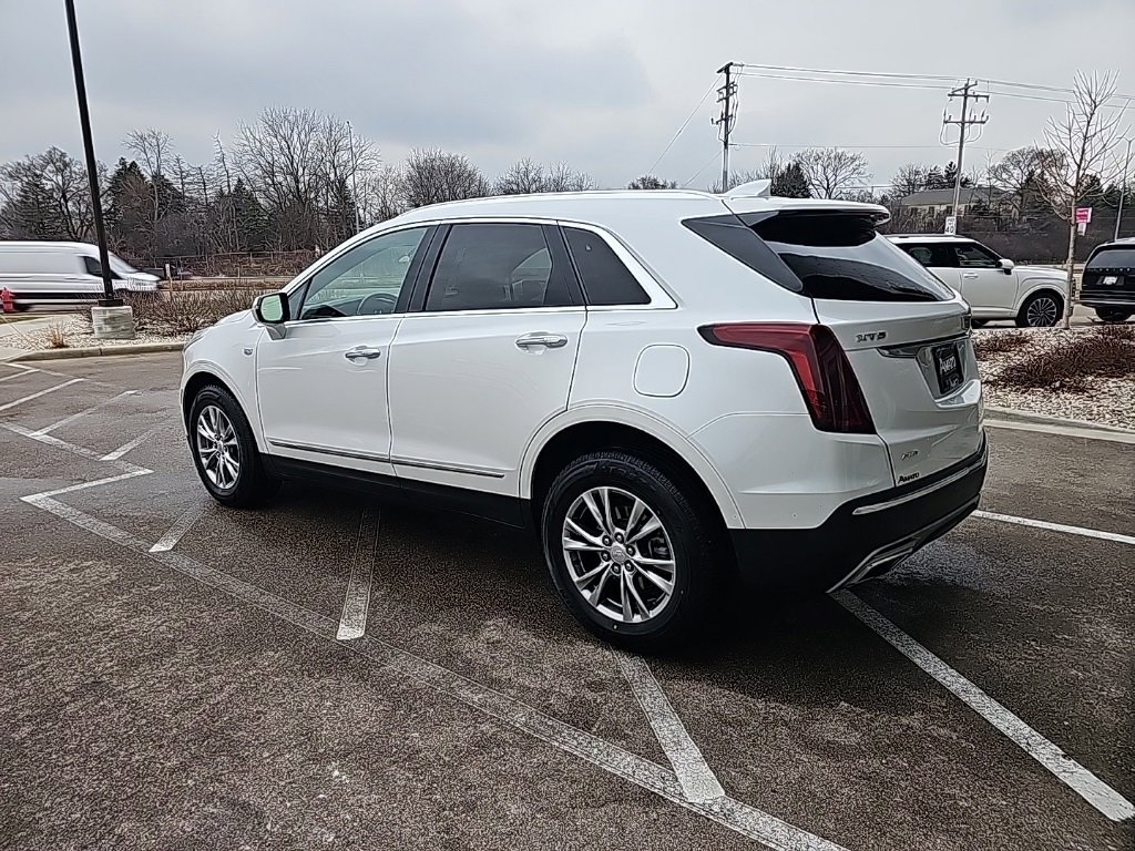 Used 2023 Cadillac XT5 Premium Luxury image 3