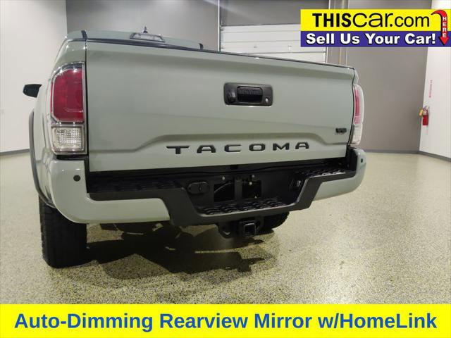 Used 2022 Toyota Tacoma TRD Off-Road w/ TRD Premium Off Road Package AWD/4WD image 23