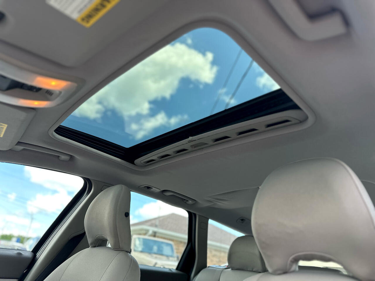 Used 2008 Volvo V50 2.4i image 22