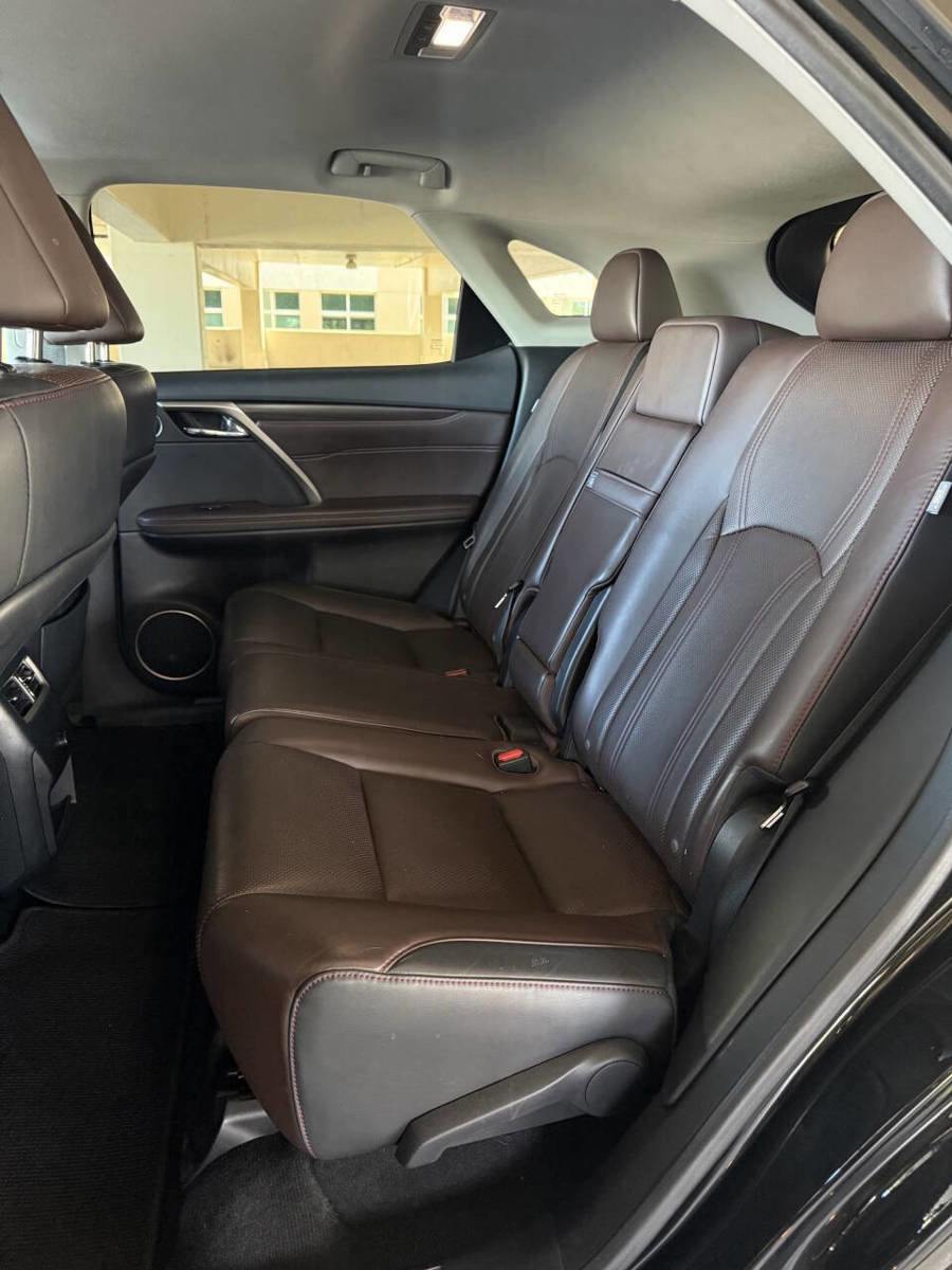 Used 2018 Lexus RX 450h AWD w/ Premium Package image 16