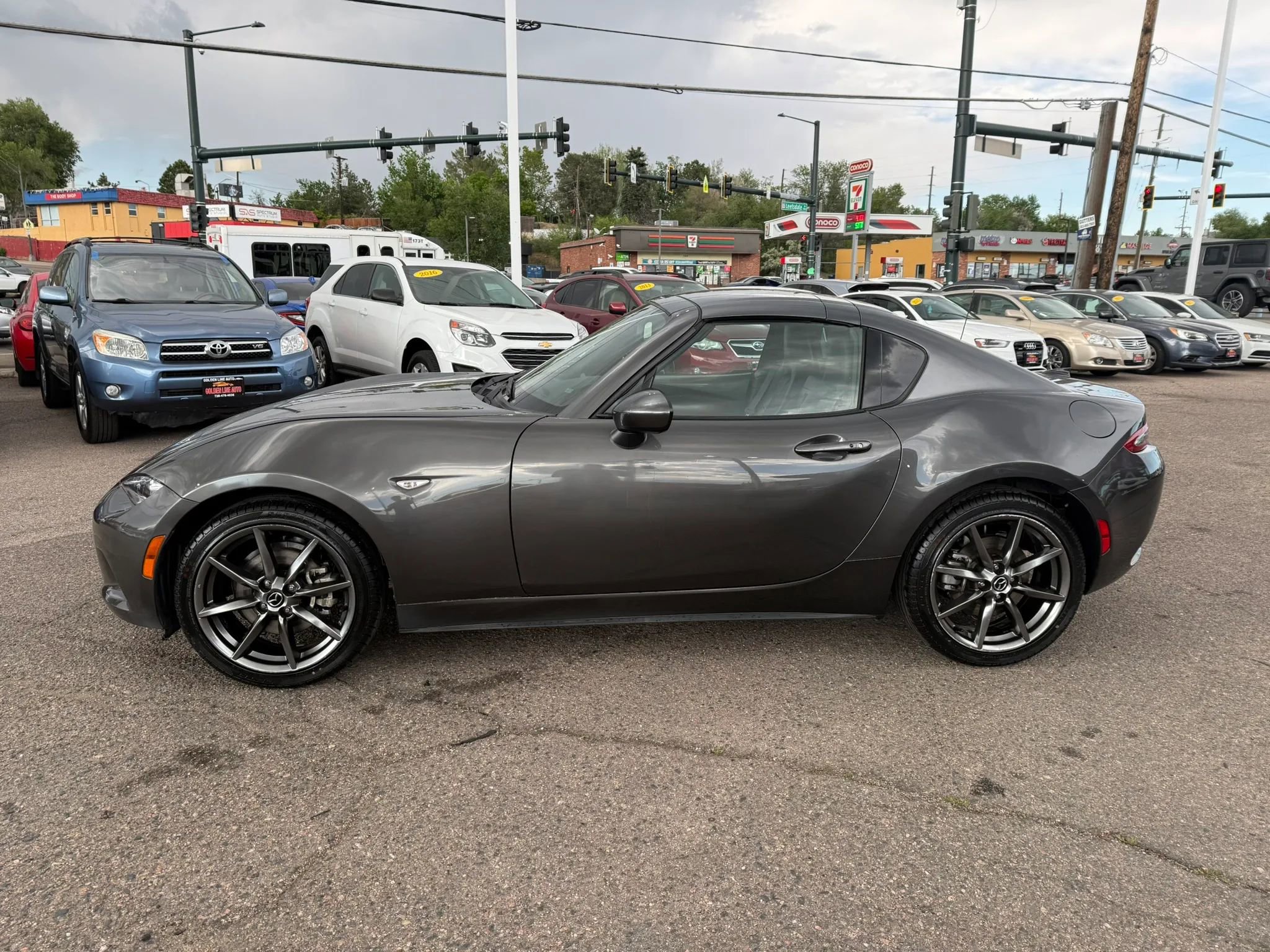 Used 2017 MAZDA MX-5 Miata RF Grand Touring RWD image 5