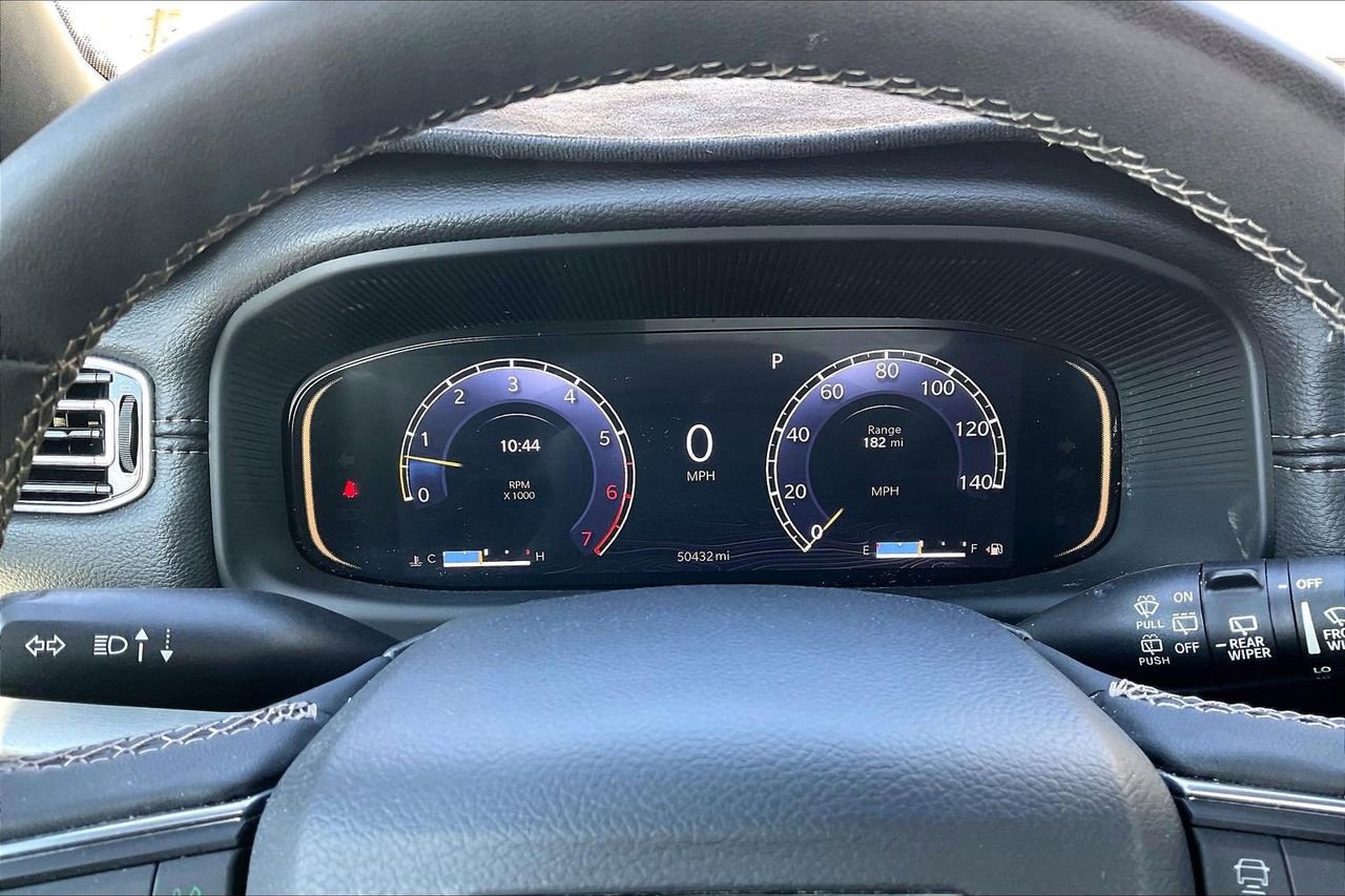 Used 2023 Jeep Wagoneer Series II image 11