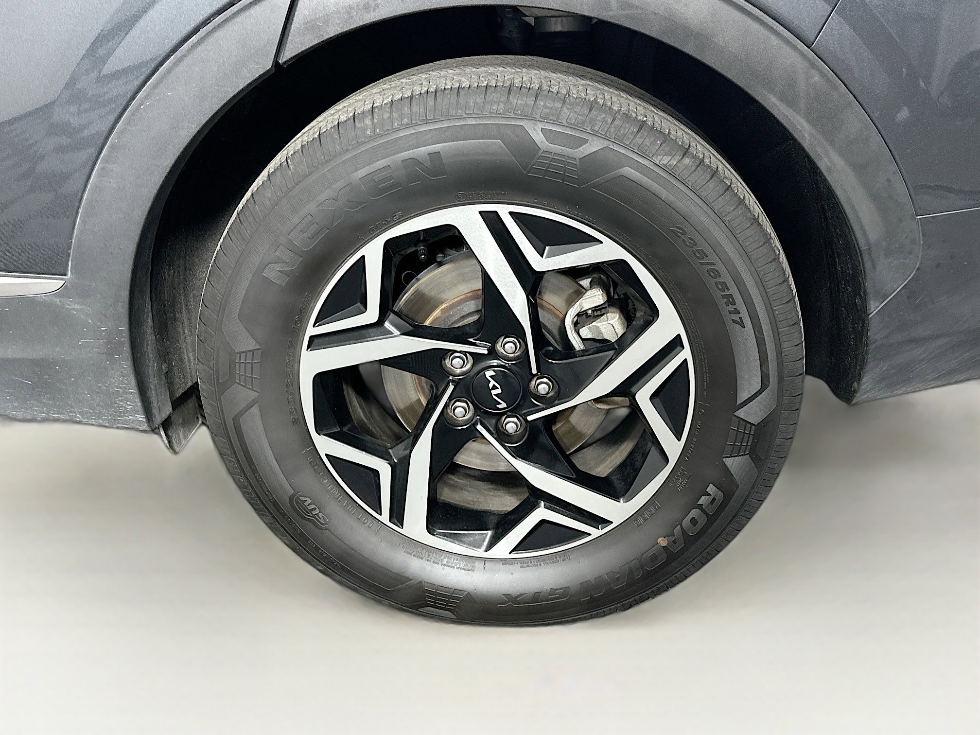 Used 2024 Kia Sportage LX image 11