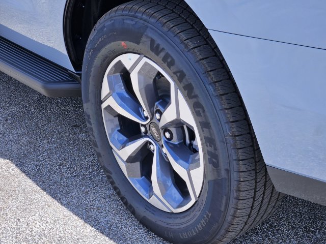 New 2027 Ford Expedition Active RWD image 5