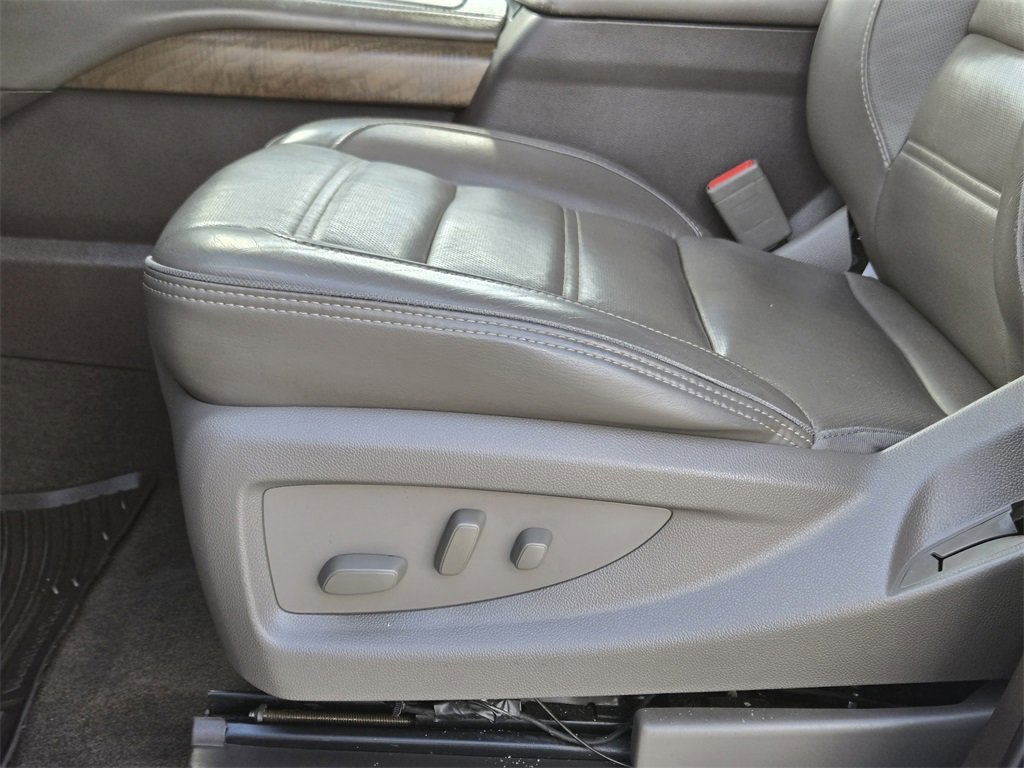 Used 2019 GMC Yukon Denali w/ Denali Ultimate Package image 27