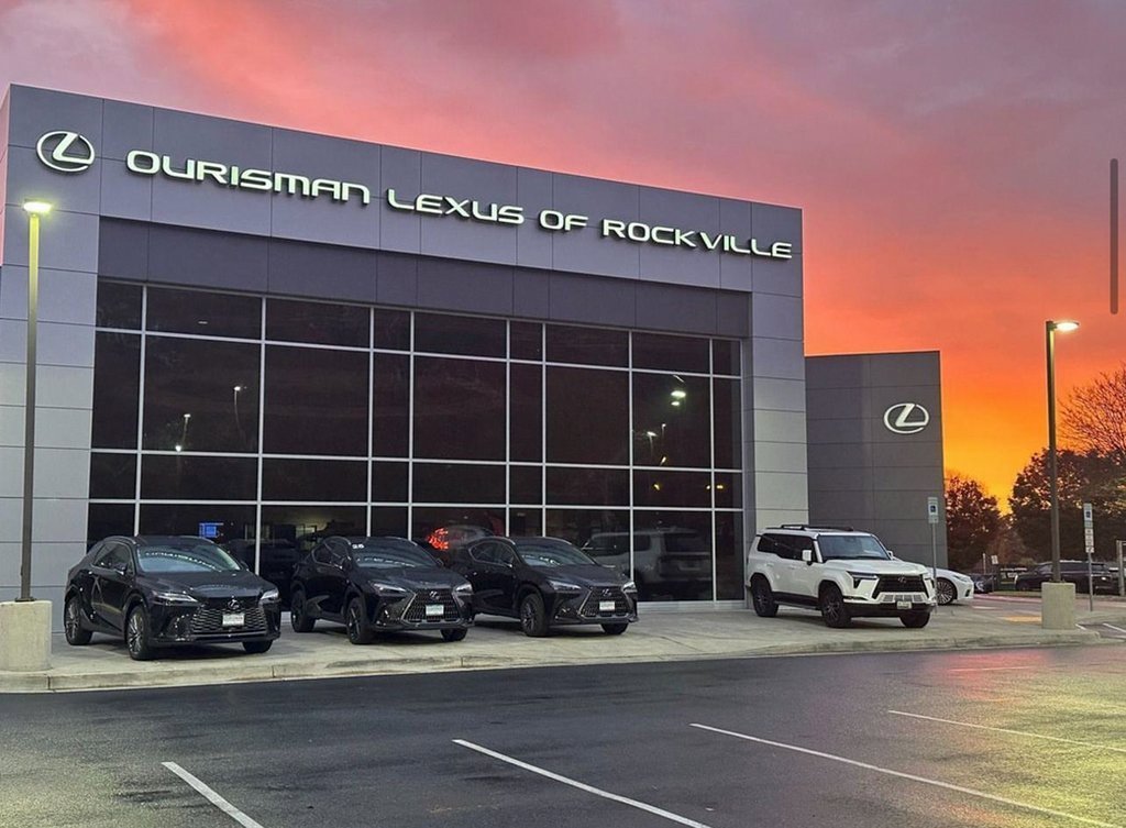 New 2025 Lexus LX 600 4WD w/ Luxury Package image 5