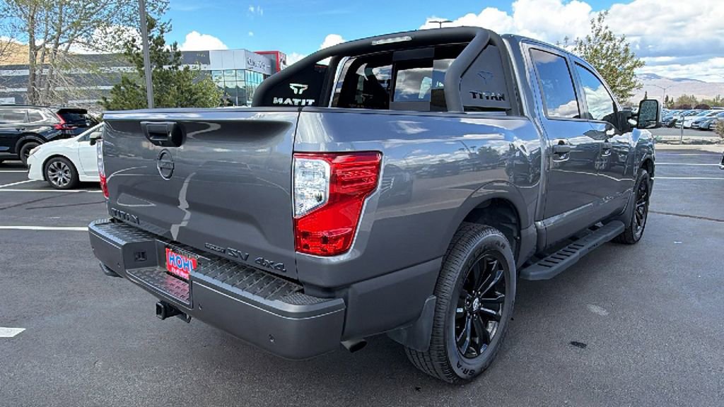 Used 2023 Nissan Titan SV w/ SV Convenience Package AWD/4WD image 3