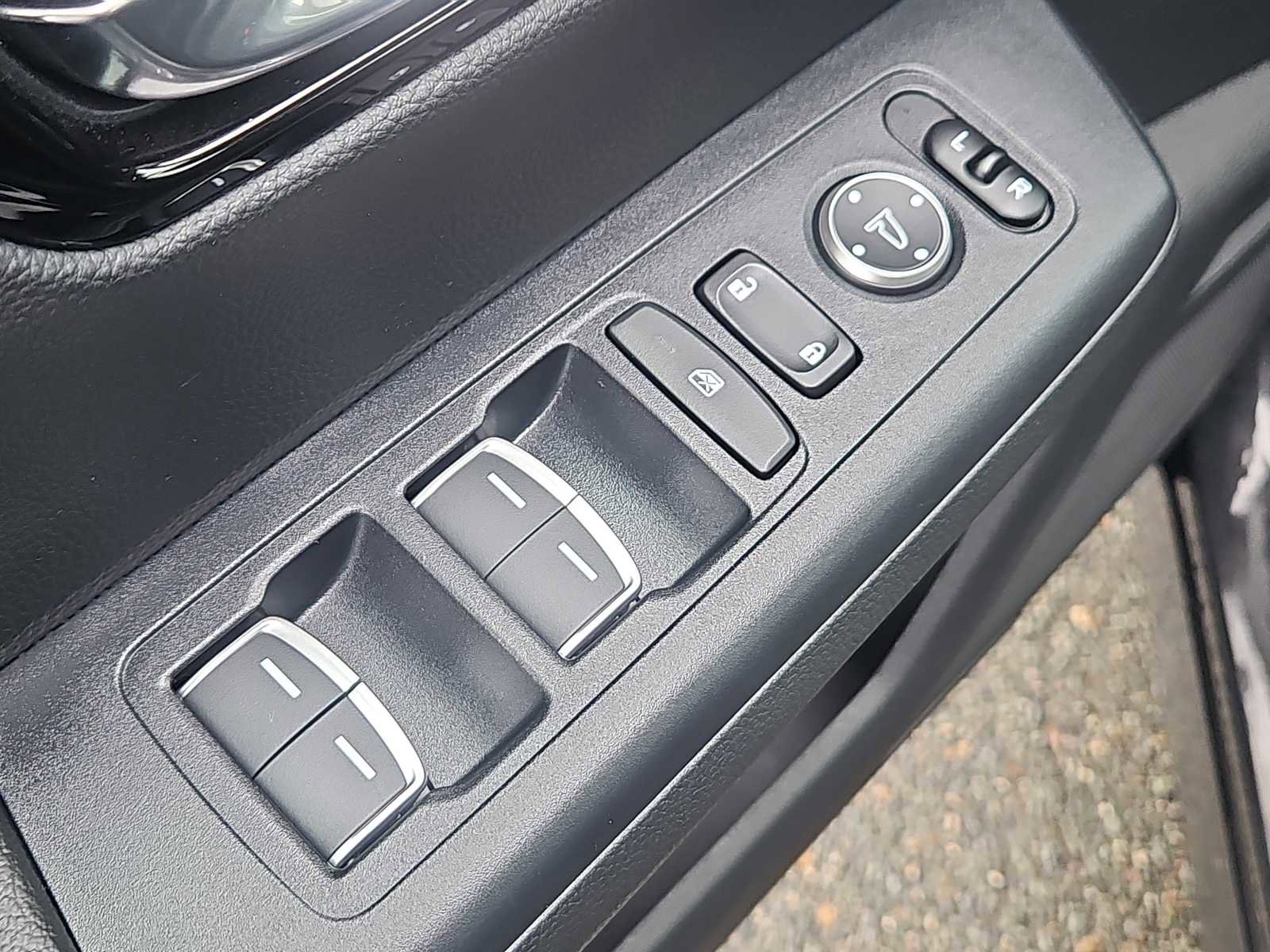 Certified 2026 Honda CR-V Sport Touring image 27