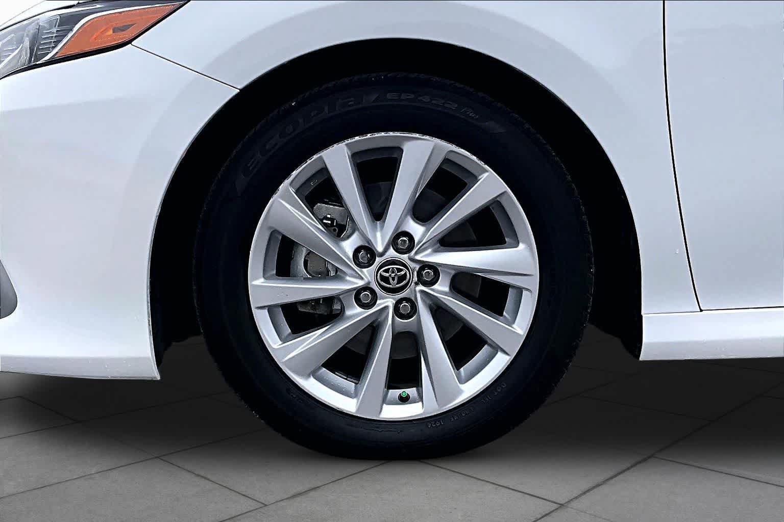 Used 2024 Toyota Camry LE FWD image 18