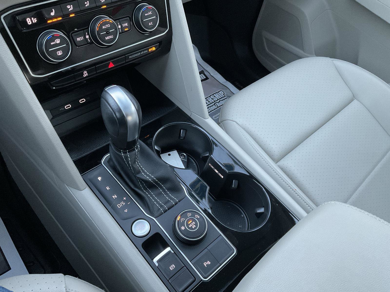 Used 2022 Volkswagen Atlas SEL image 23