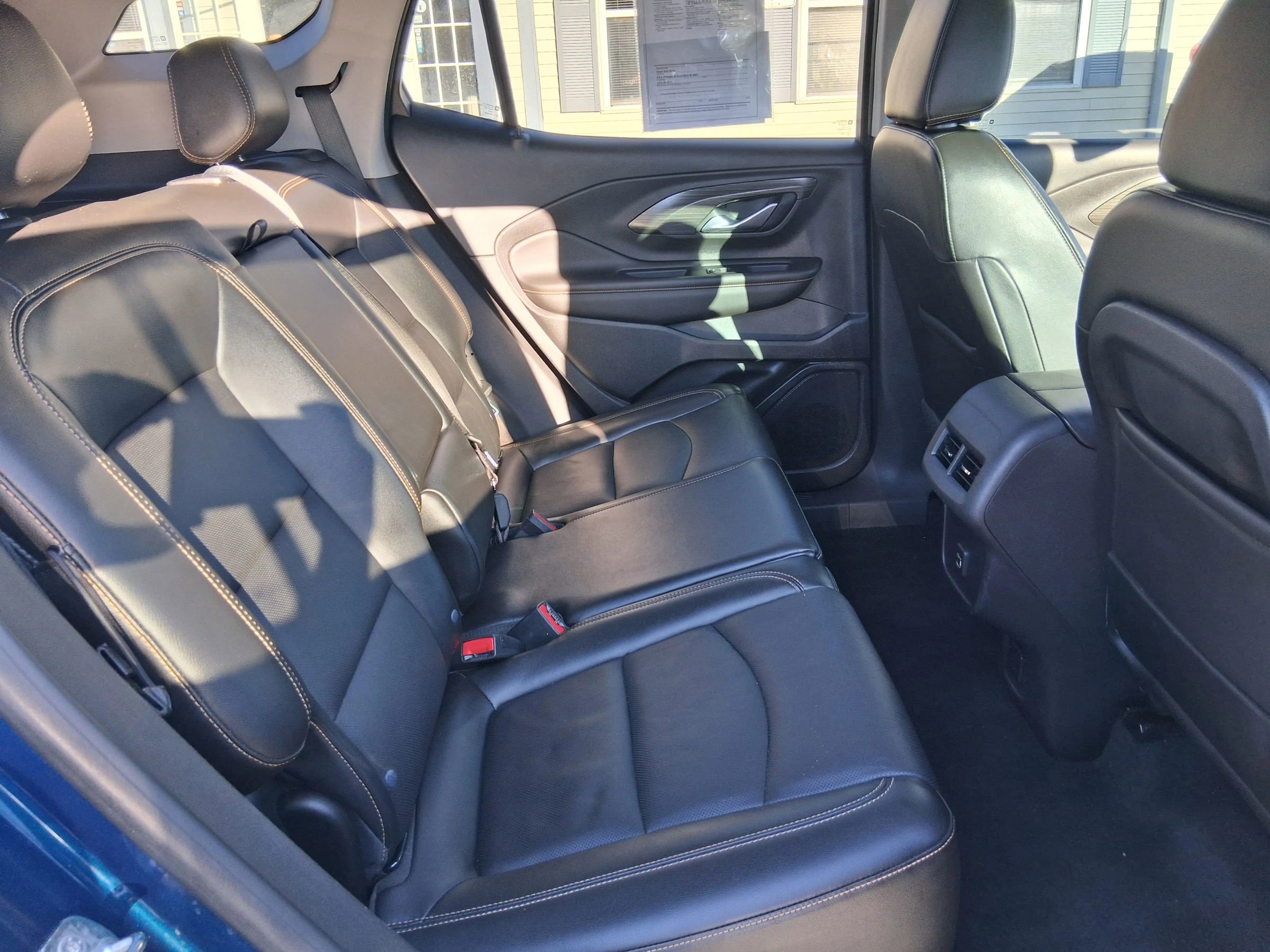 Used 2021 GMC Terrain SLT image 16