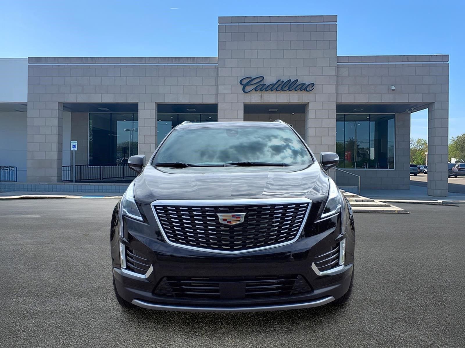 New 2026 Cadillac XT5 Premium Luxury w/ Driver Assist Package AWD/4WD image 2