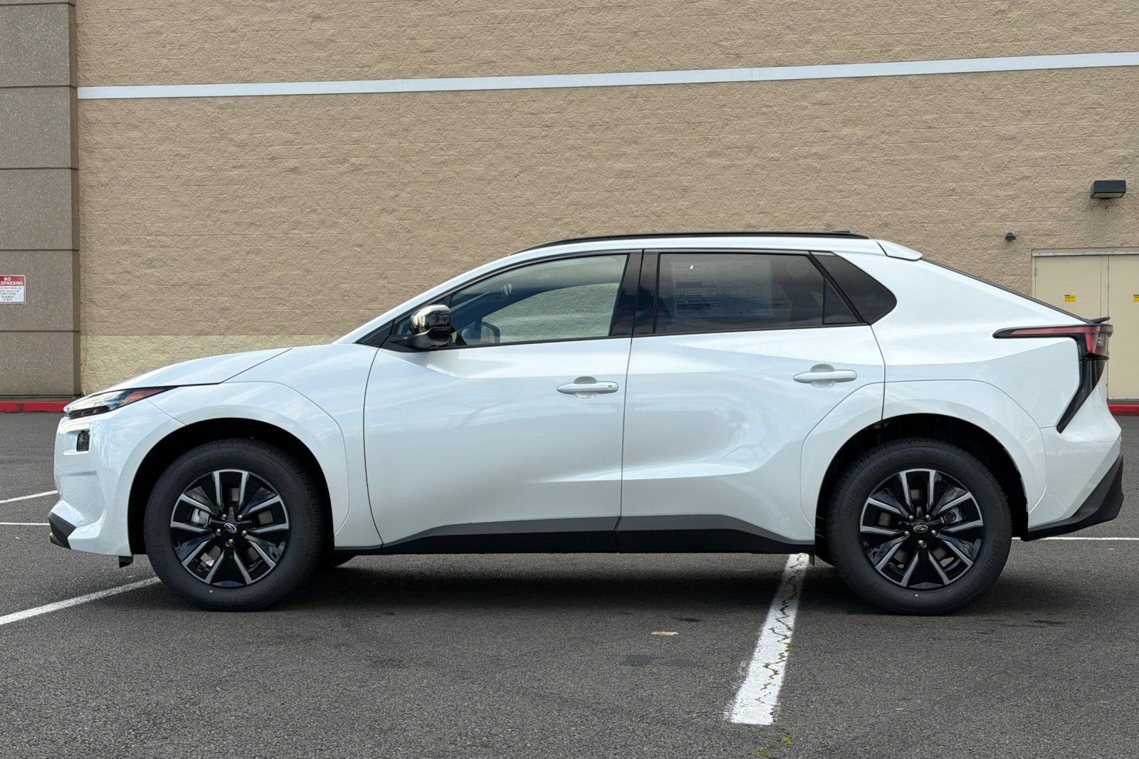 New 2026 Subaru Solterra Premium image 7