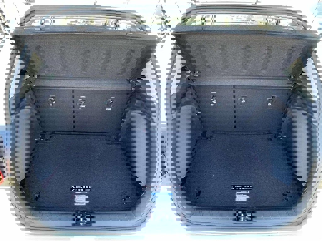 New 2026 Hyundai Venue SEL image 8