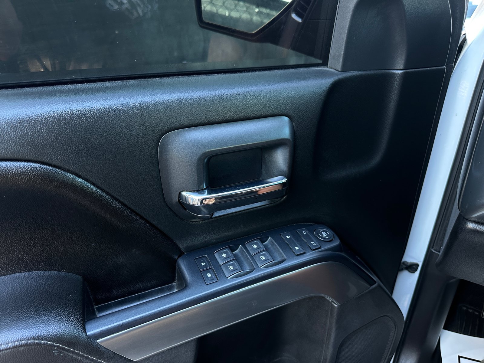 Used 2017 Chevrolet Silverado 1500 LT w/ All Star Edition RWD image 15