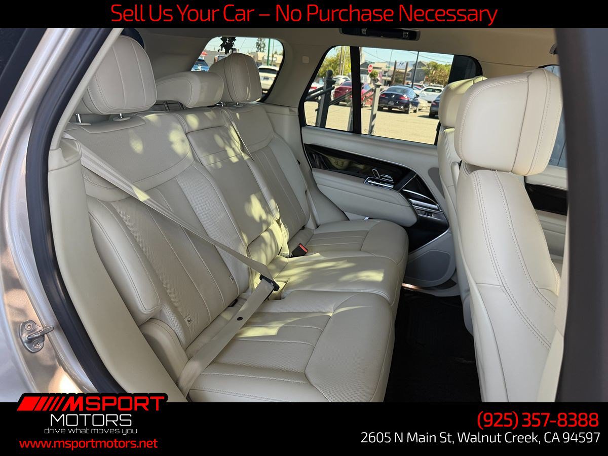 Used 2023 Land Rover Range Rover SE AWD/4WD image 25