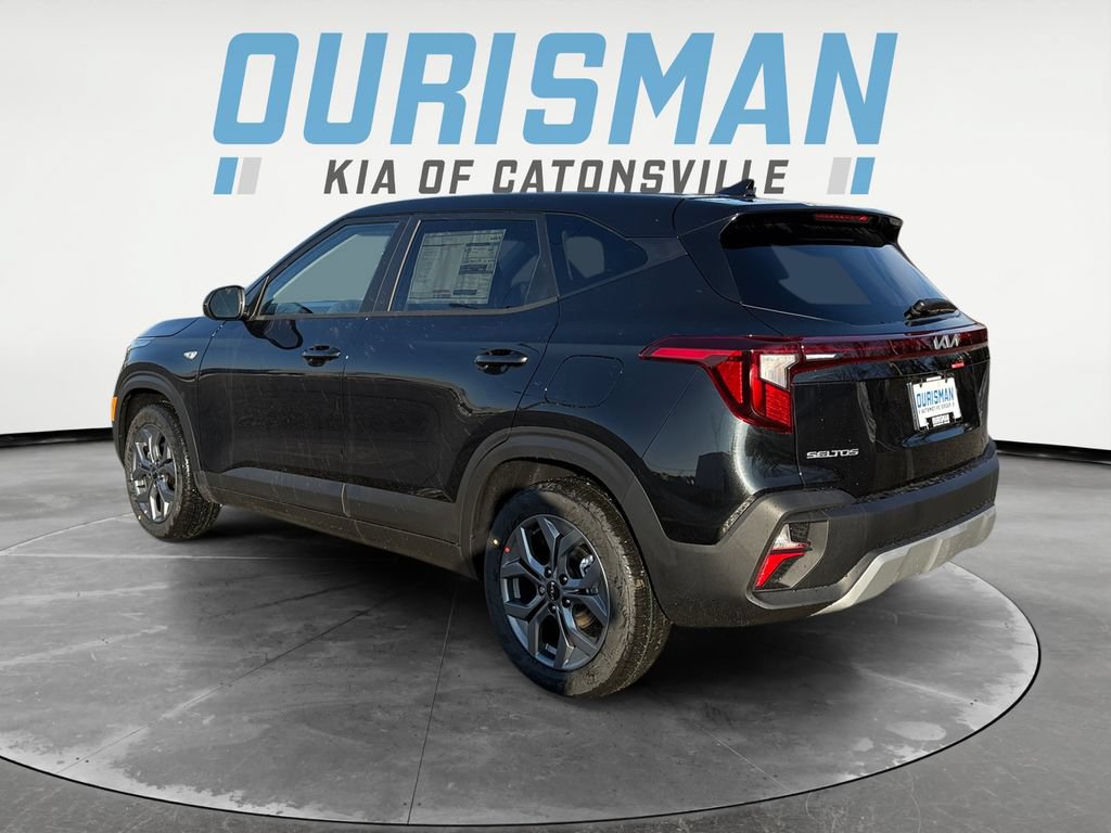 New 2026 Kia Seltos LX FWD image 4