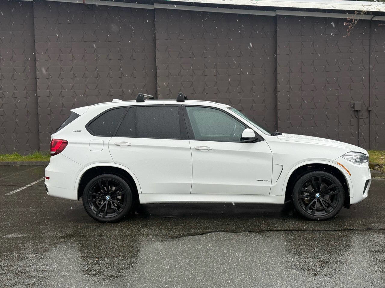 Used 2017 BMW X5 xDrive40e AWD/4WD image 5