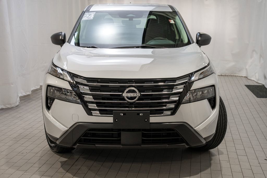 Certified 2024 Nissan Rogue S image 2