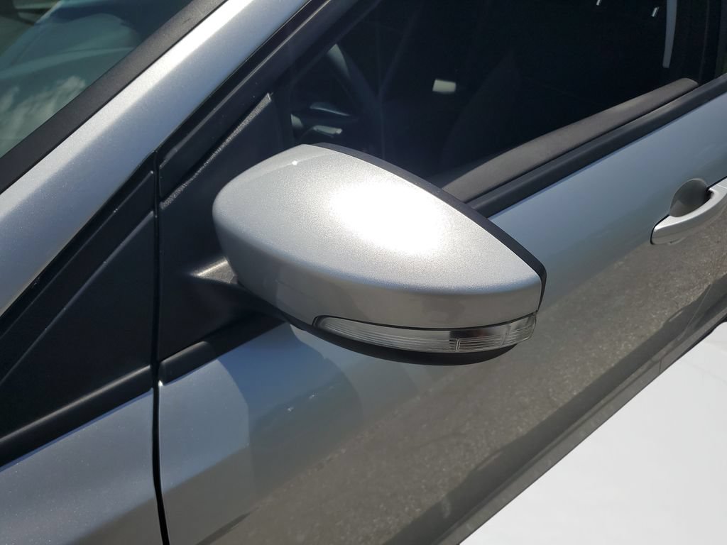 Used 2014 Ford Focus SE FWD image 26