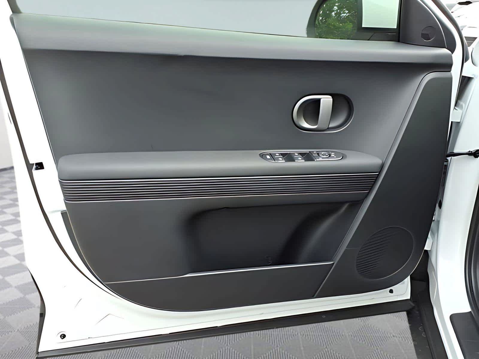 New 2027 Hyundai Ioniq 5 SE RWD image 10