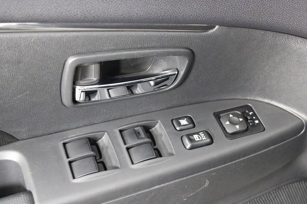 Used 2025 Mitsubishi Outlander Sport ES image 16