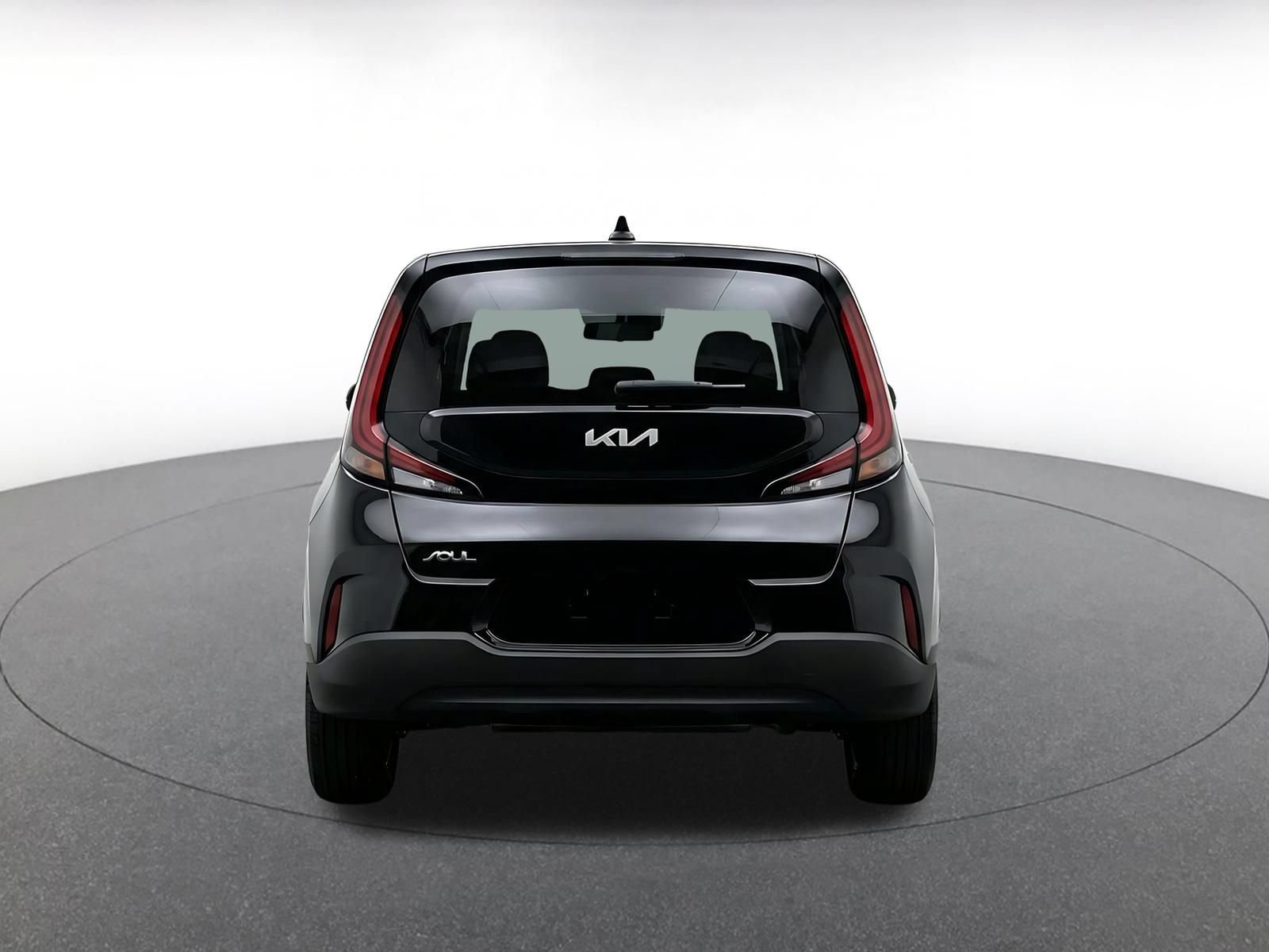 Used 2025 Kia Soul LX w/ LX Technology Package FWD image 8