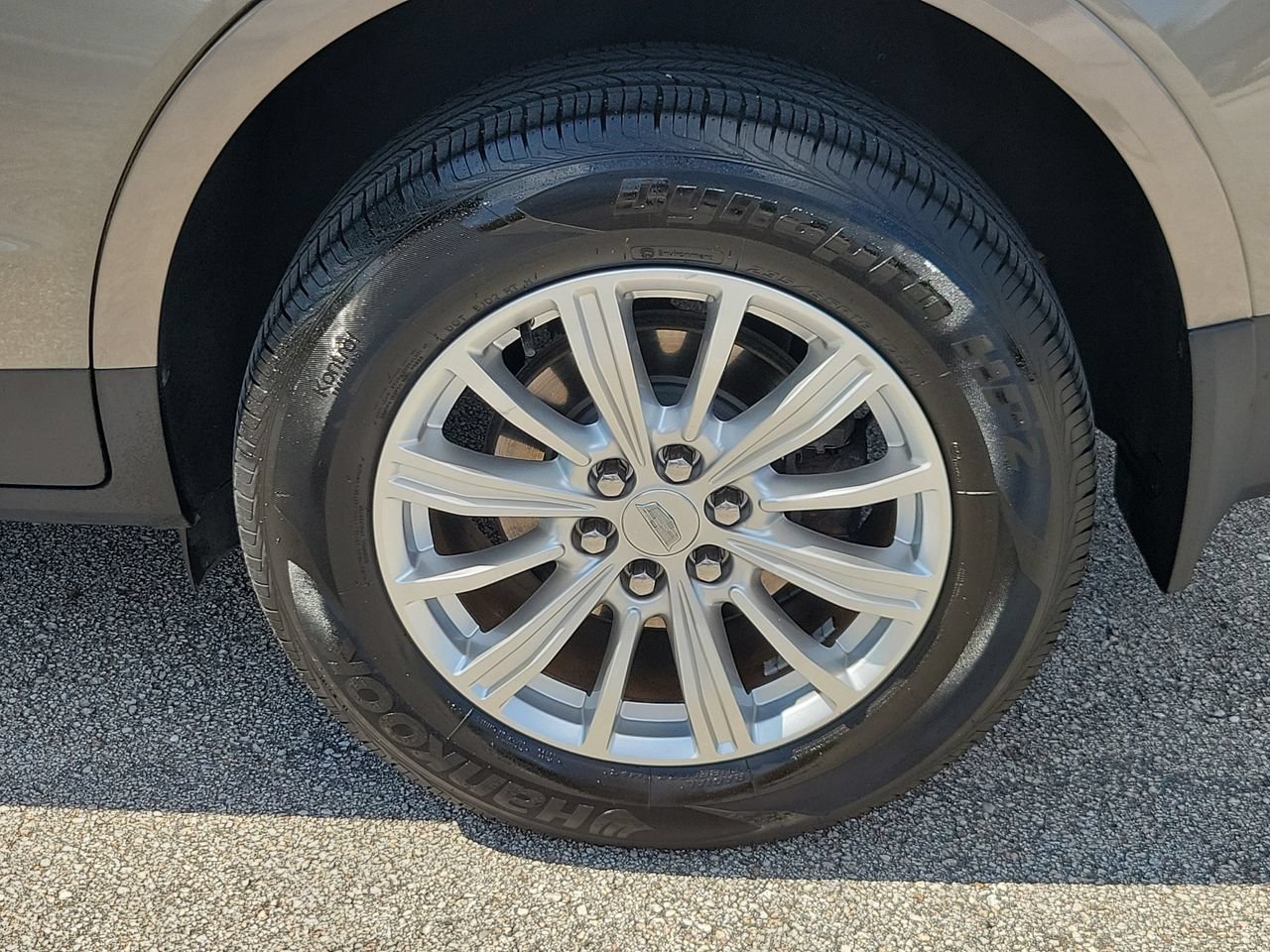 Used 2019 Cadillac XT5 FWD image 5