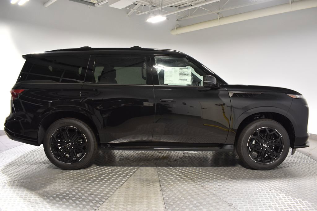 New 2026 INFINITI QX80 4WD w/ Sport Exterior Package image 7