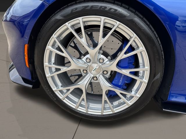 Used 2026 Aston Martin Vanquish RWD image 14