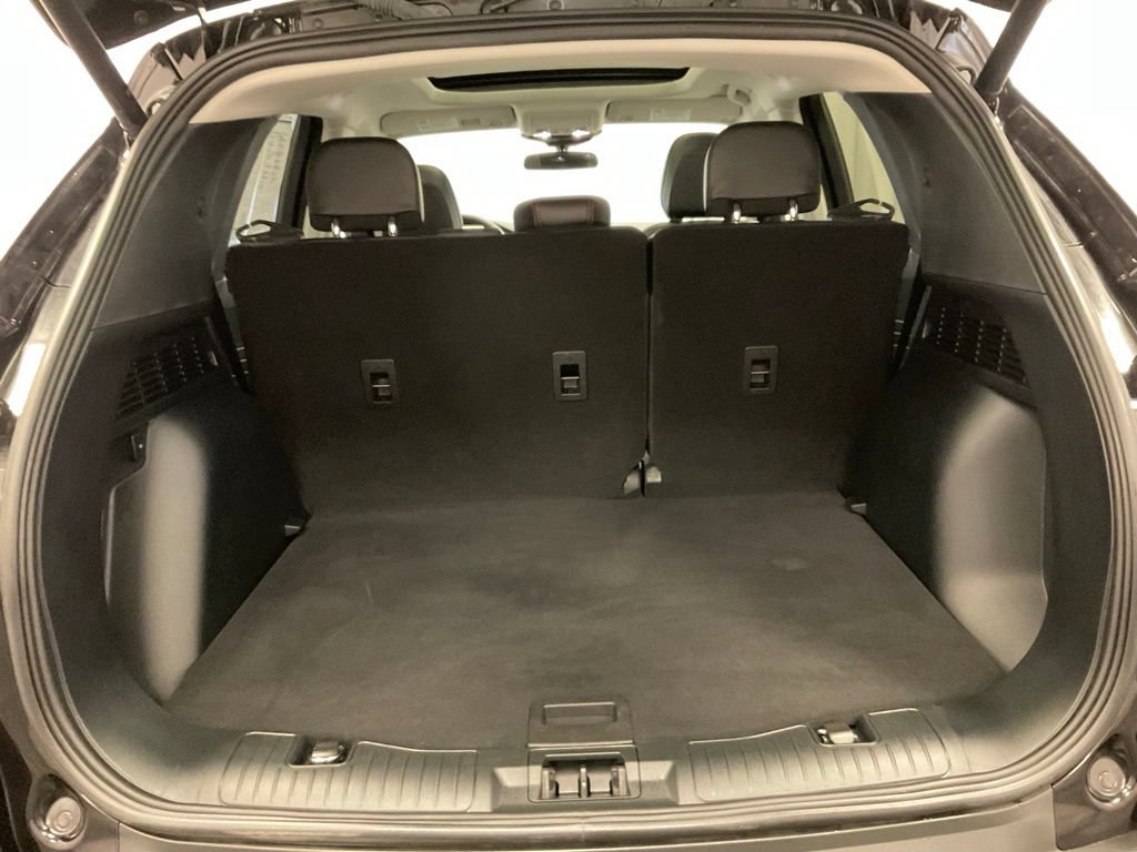Used 2022 Ford Escape SEL w/ SEL Stealth AWD Package image 9