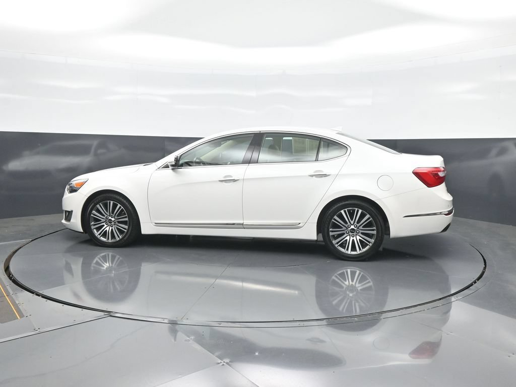 Used 2015 Kia Cadenza Premium FWD image 4