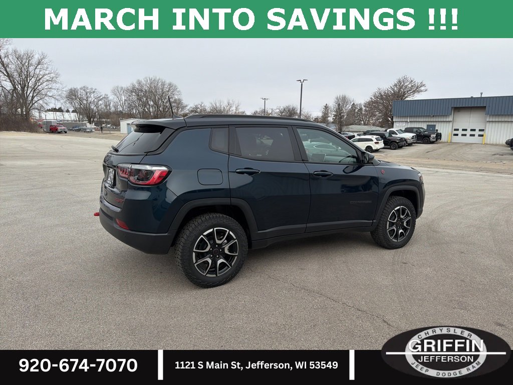 New 2026 Jeep Compass Trailhawk image 7