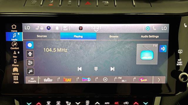 New 2026 Jeep Grand Cherokee Altitude AWD/4WD image 36