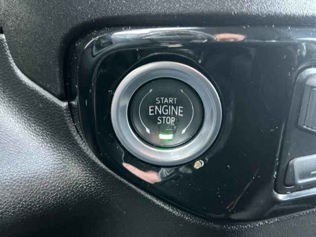 Used 2025 Chevrolet Silverado 1500 LT image 23