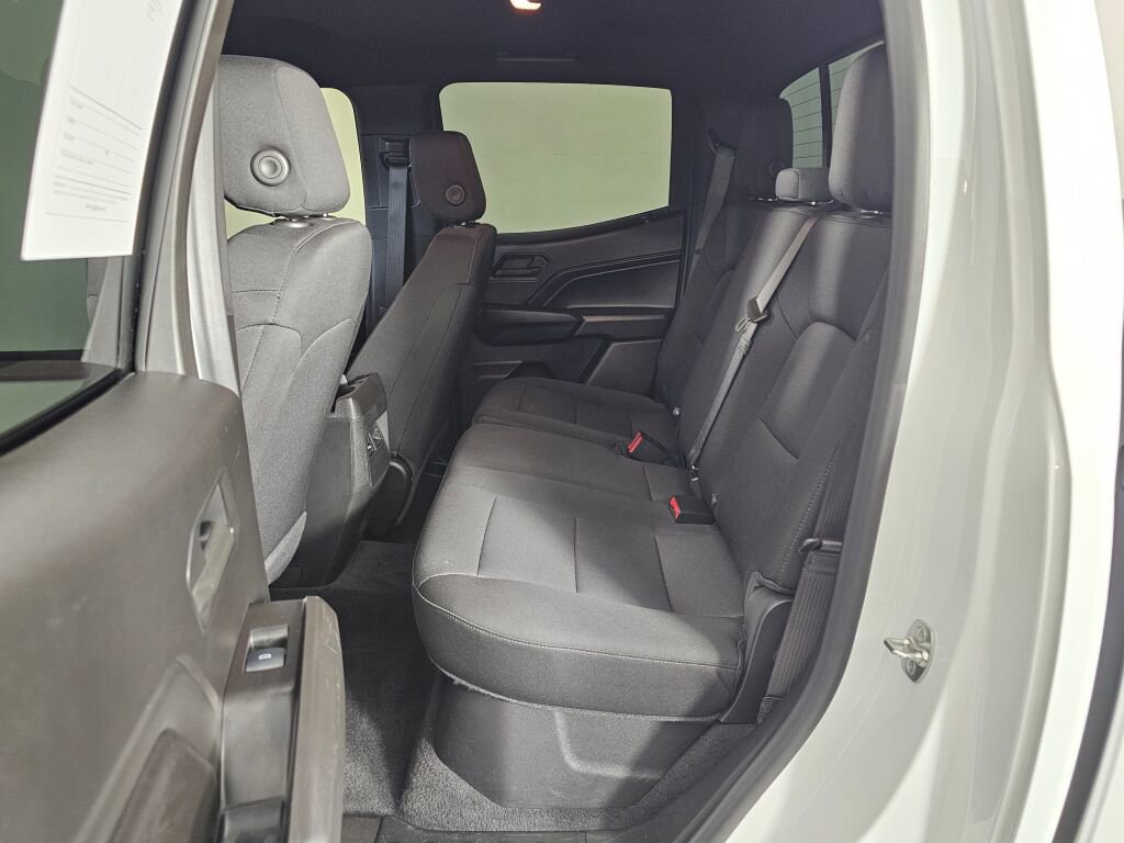 Used 2024 Chevrolet Colorado W/T w/ Safety Package image 34