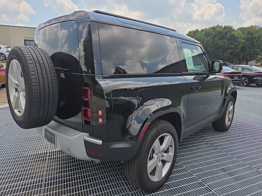 Used 2025 Land Rover Defender 90 S AWD/4WD image 5