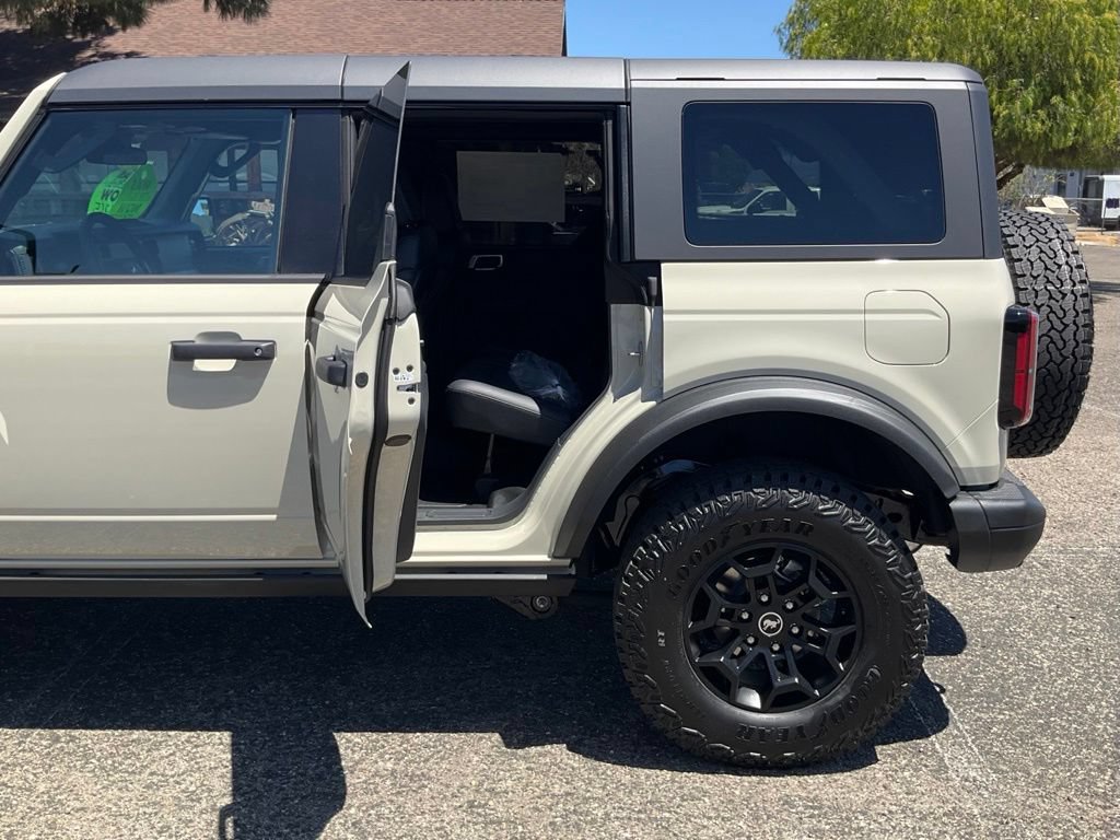 Used 2026 Ford Bronco Badlands AWD/4WD image 25