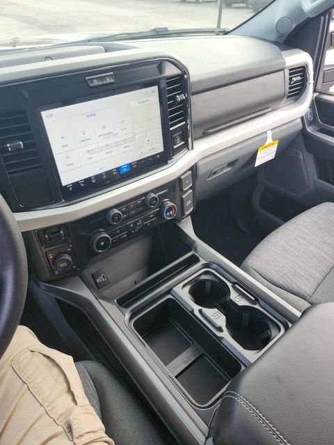 New 2026 Ford F350 XLT image 41