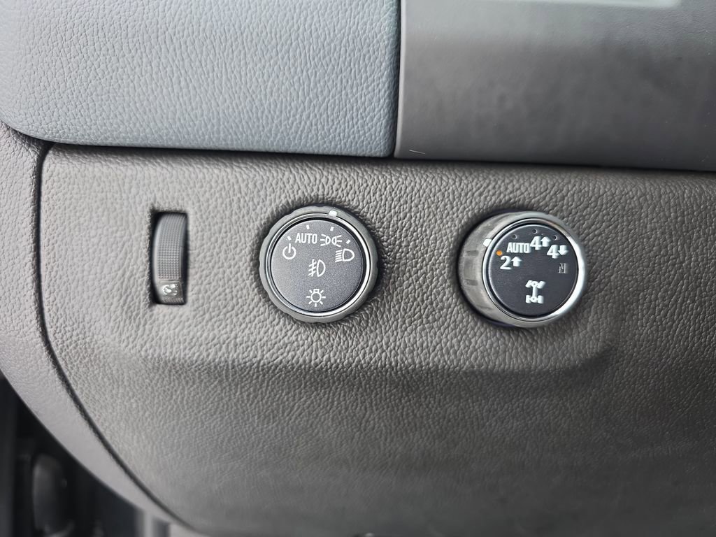 Used 2022 Chevrolet Colorado Z71 w/ Z71 Midnight Edition image 23