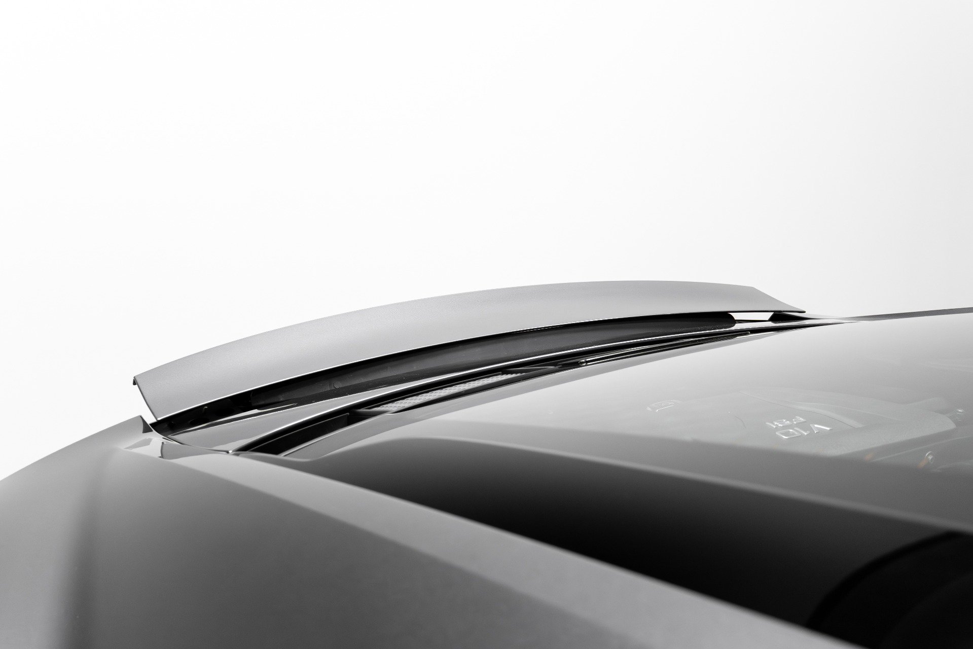 Used 2018 Audi R8 V10 w/ Premium Package image 44