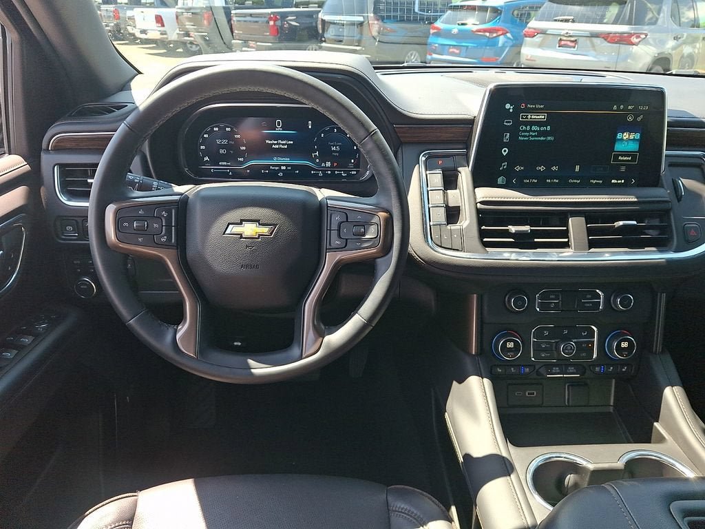 Used 2024 Chevrolet Tahoe High Country AWD/4WD image 11