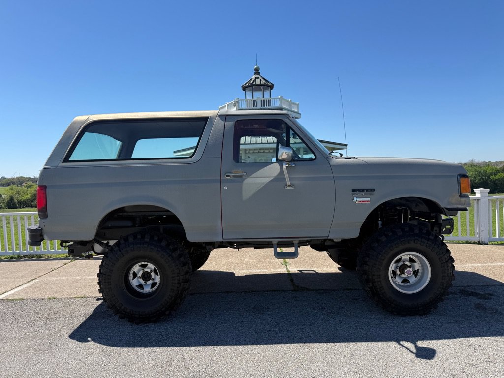 Used 1989 Ford Bronco AWD/4WD image 8