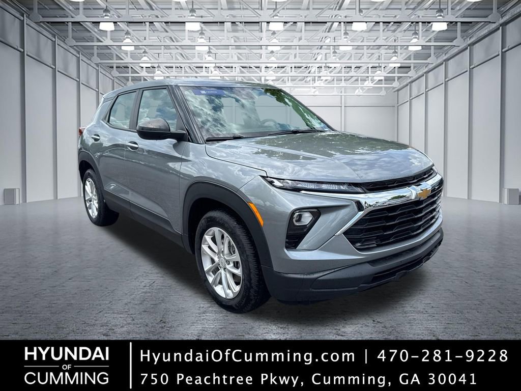 Used 2024 Chevrolet TrailBlazer LS w/ LS Confidence Package FWD video 1