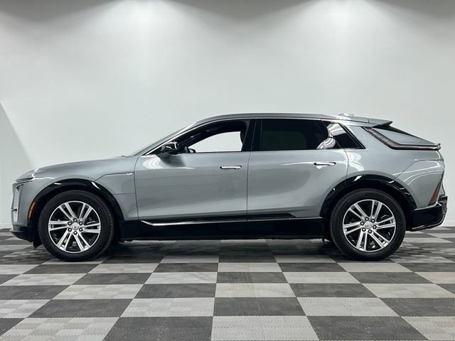 Used 2024 Cadillac Lyriq Tech RWD image 6