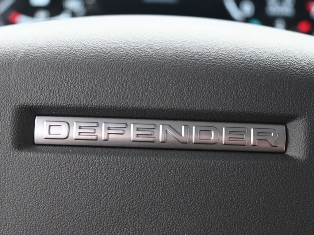 New 2026 Land Rover Defender 130 X-Dynamic SE AWD/4WD image 21