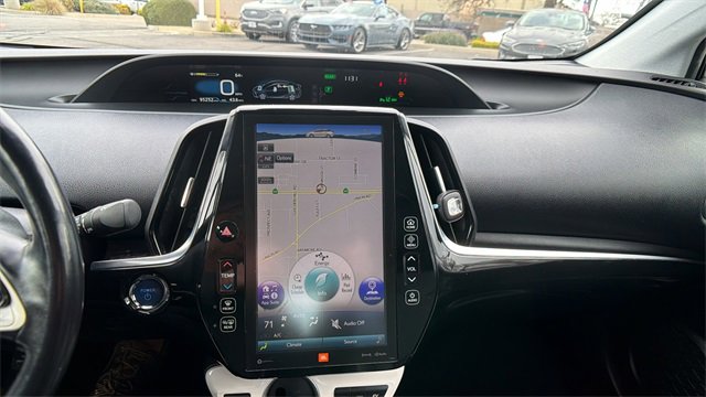 Used 2019 Toyota Prius Prime Advanced image 11