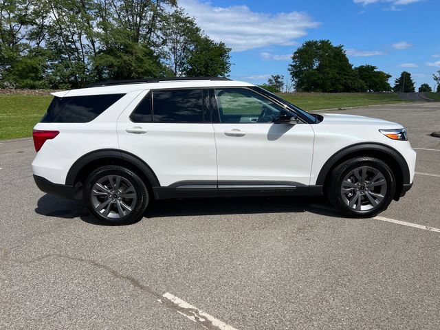 Certified 2024 Ford Explorer XLT w/ Equipment Group 202A AWD/4WD image 12
